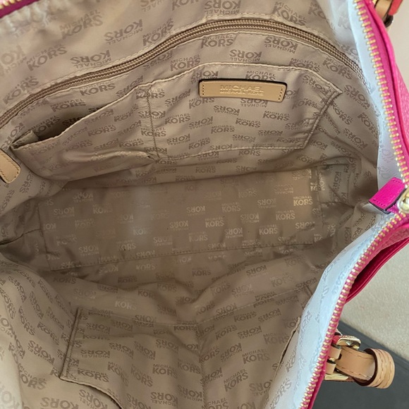 👛Beautiful MK tote bag👛. Authentic. - Picture 4 of 4